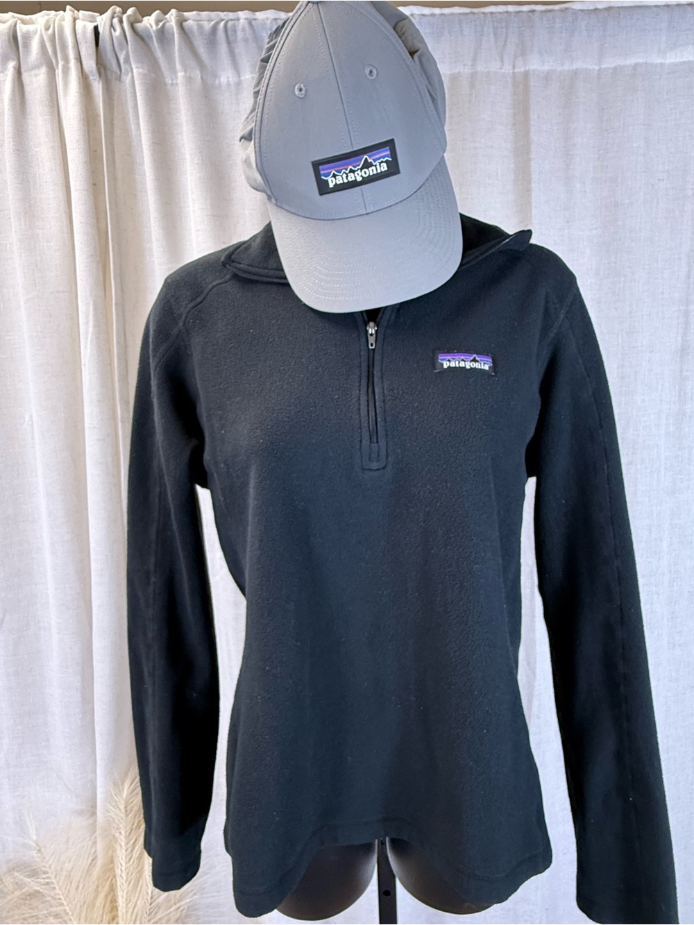 Patagonia Black Women's Half-Zip Fleece Pullover